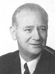 Fil:Svend Aage Nielsen (1903-1981).jpg