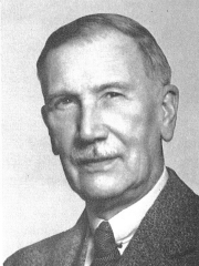 Fil:Max Jørgen Brammer (1874-1966).jpg