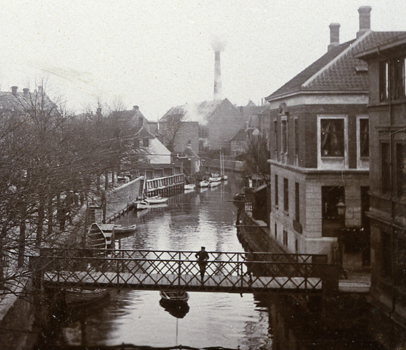 Fil:Fiskerbro 1895 Thomas Sørensen.png