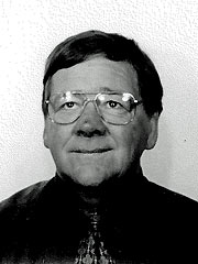 Fil:Peter Olesen (1945-).jpg