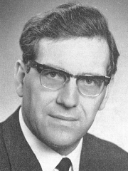 Fil:Kaj Sølvsten Rasmussen (1922-2002).jpg