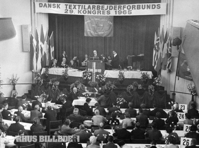 Fil:Dansk Textilarbejderforbunds kongres. Folkets Hus 1965. Fotograf ukendt.jpg