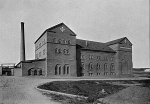 Jens Ormslevs Spritfabrik ca 1904.jpg