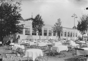 Risskov Badehotel (Hans Andersen Ebbesen) 1917.jpg