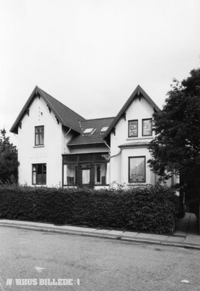 Fil:Barthsgade 20 (villa Lindehøj).jpg