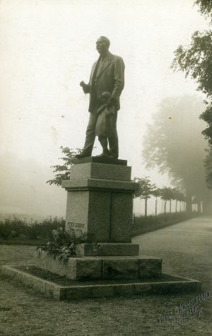 Sabroe statue 1924.jpg