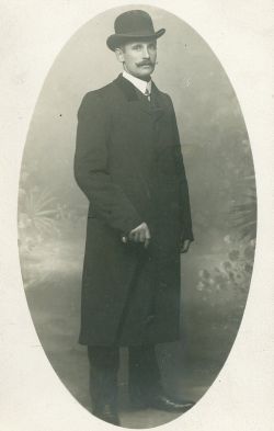 Andreas Bitsch, ukendt fotograf, ca. 1900.jpg