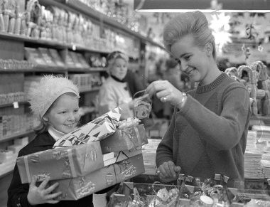 Julehandel i Salling, Ib Rahbek-Clausen, 1963.jpg