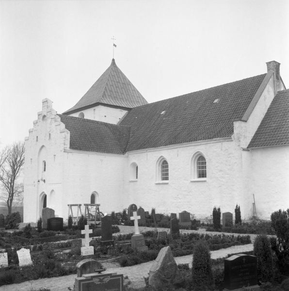 Fil:Kolt Kirke 1957, Børge Andre Venge.jpg