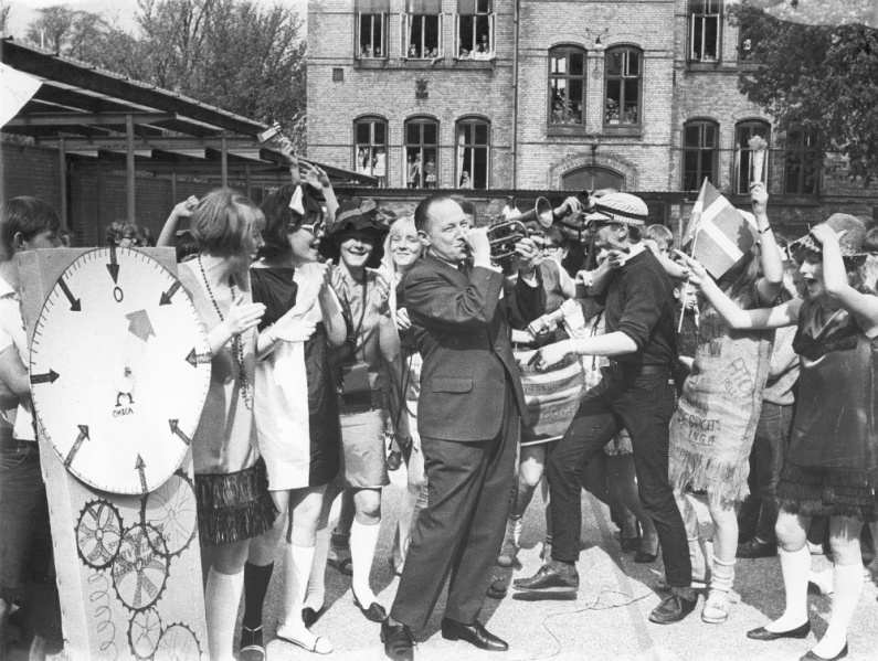 Fil:Thorkild Simonsen 1966.jpg