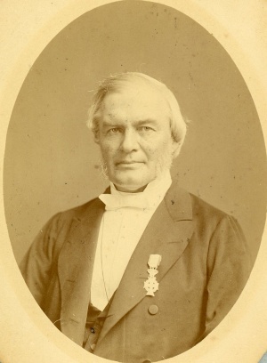 Lærer Johan Michaelsen, fotograf Iver Frederik Dresler, ca. 1870.jpg