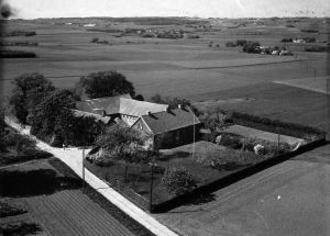 Abildgaard udsnit Sylvest Jensen 1956 H07562 011.jpg