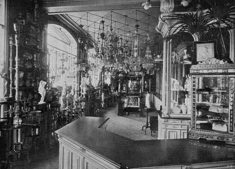 Fil:Johannes Kysters Galanteriforretning ca 1904.jpg
