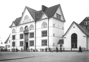 Hans Broges Gade 2 - Den Jydske Handelshøjskole.jpg