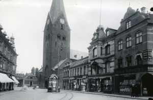 Clemens Torv, ca. 1915.jpg
