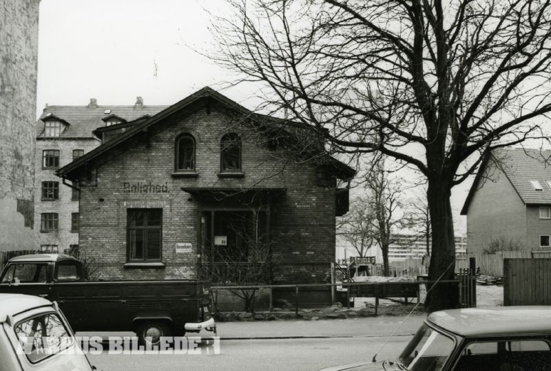 Fil:Falstersgade 35. (villa Rolighed). Poul Pedersen for Den Gamle By.jpg