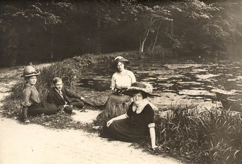 Fil:Thorsmølledam 1914.jpg