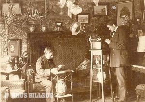 Niels Pedersen og kommis Tage Poulsen 1917..jpg