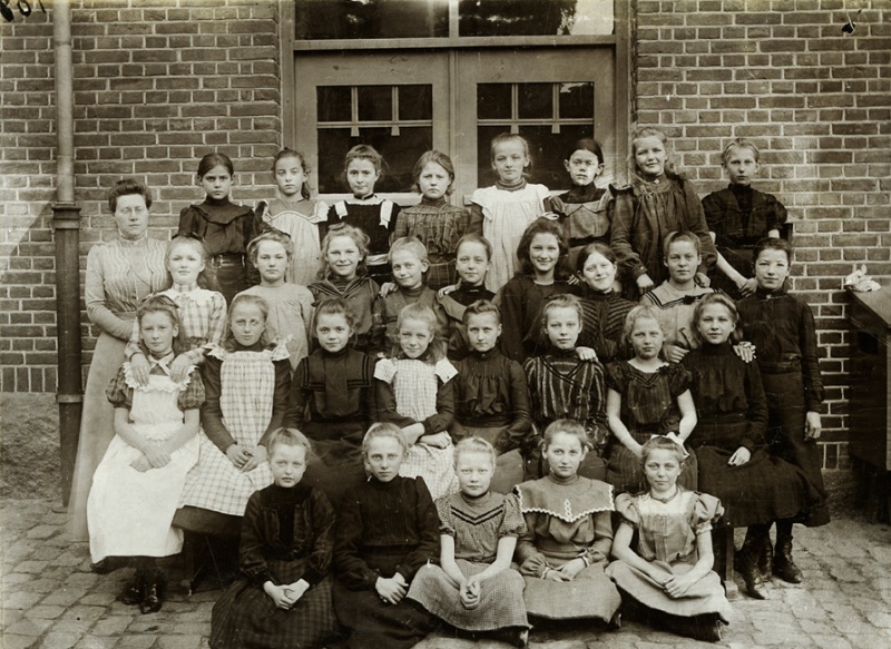 Fil:Elever Christiansgades skole.jpg
