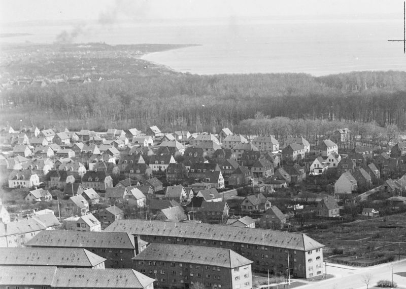 Fil:Riisvangen Sylvest Jensen Luftfoto 1946-69 sylvest nks 04100.jpg
