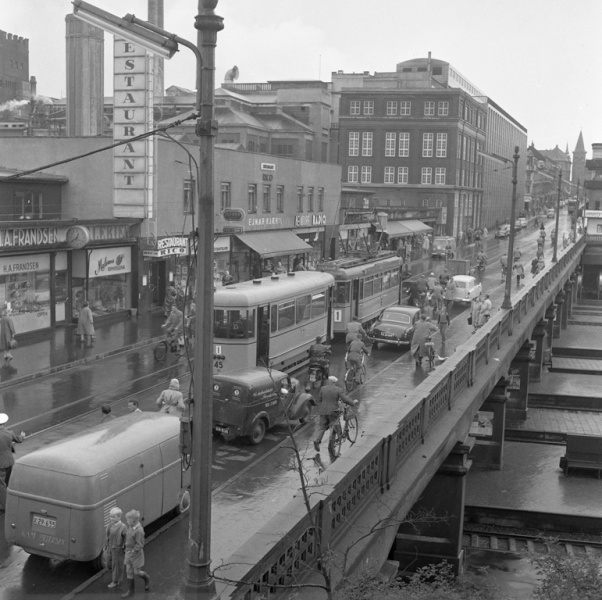 Fil:BruunsBro1957.jpg