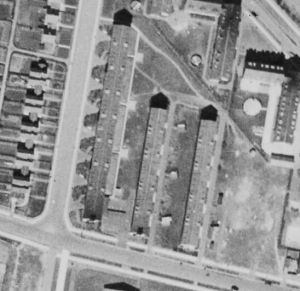 Møllevangs Alle Fuglebakkevej Aldersrenteboliger - 1954 RAF.jpg