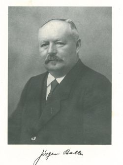 Jørgen lab.jpg