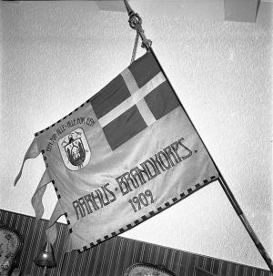 Aarhus Brandkorpsforenings fane.jpg