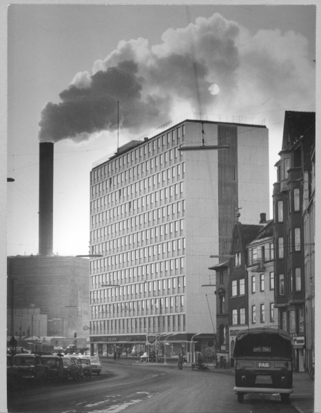 Fil:BP huset, Børge Venge 01.1963, Den Gamle By.jpg