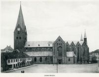 Aarhus Domkirke 1902.jpg