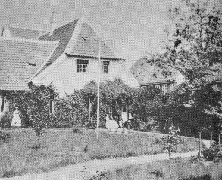 Fil:Aarhus Købstads Sygehospital, overlægebolig, ca. 1860.jpg