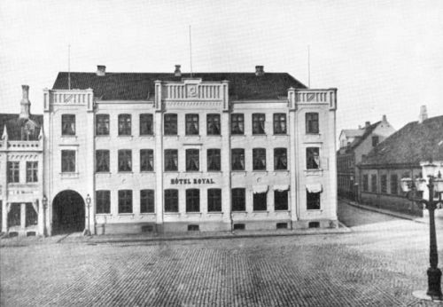 Hotel royal 1870.jpg