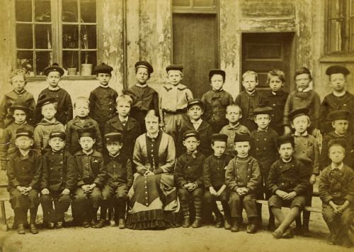 Borgerdrengeskolen, Vestergade 23, ca. 1880, ukendt fotograf.jpg